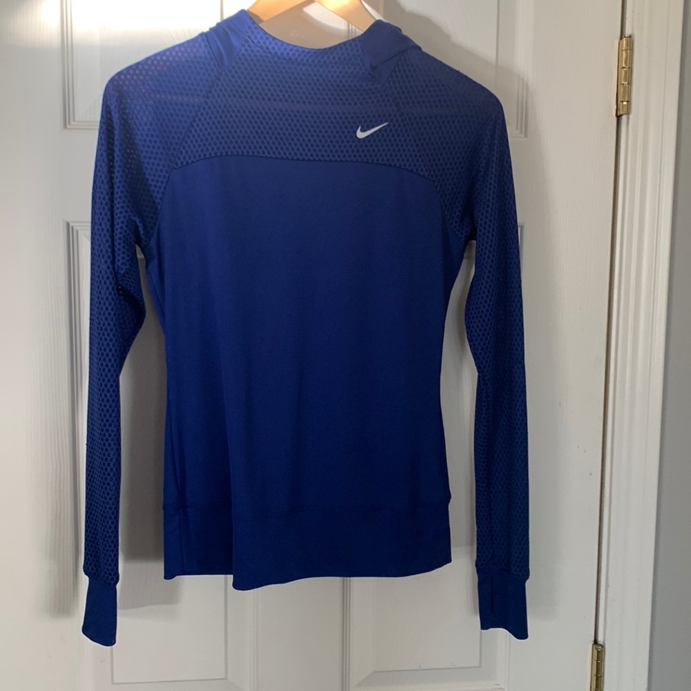 Nike dri-fit size small hoodie